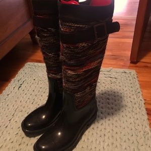 Women’s never worn Nomad rain boots